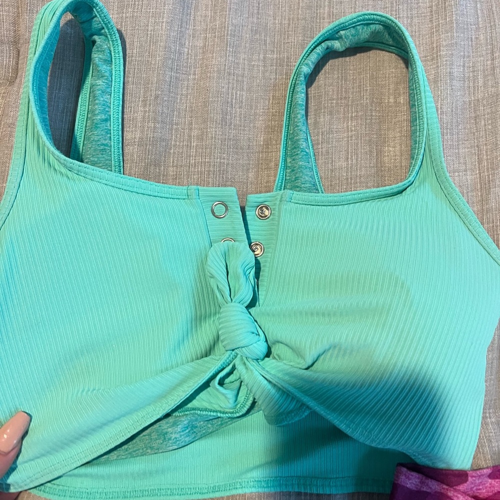 BOMBSHELL SPORTSWEAR HENLEY BRAS(2)